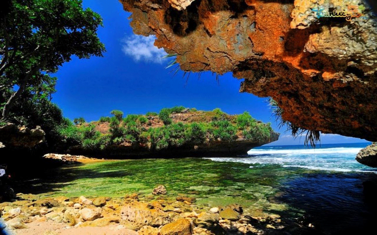 Pantai Dadap Ayam