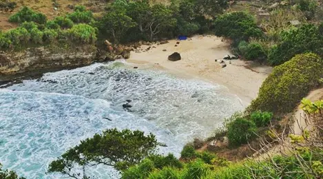 Lokasi Pantai Ngetun