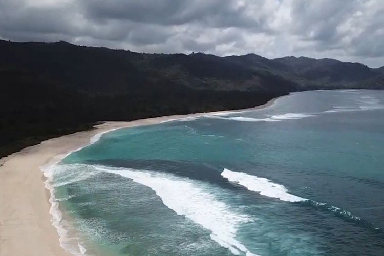 Daya Tarik Pantai Kajar