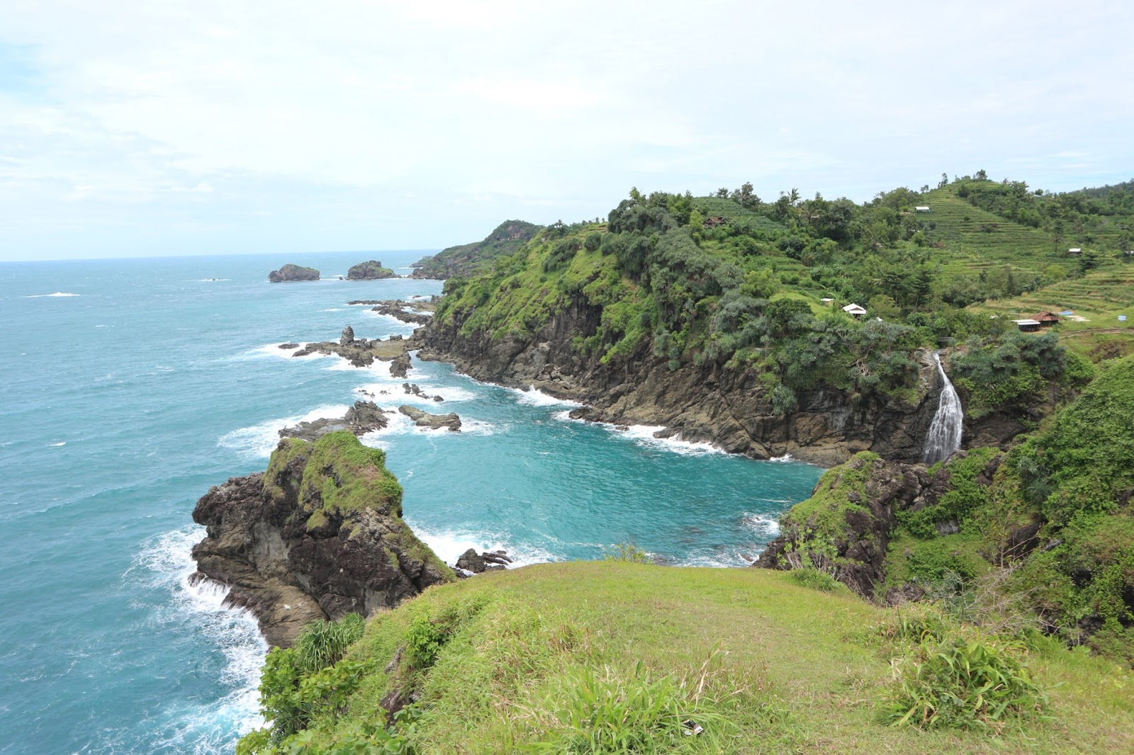 lokasi pantai banyunibo