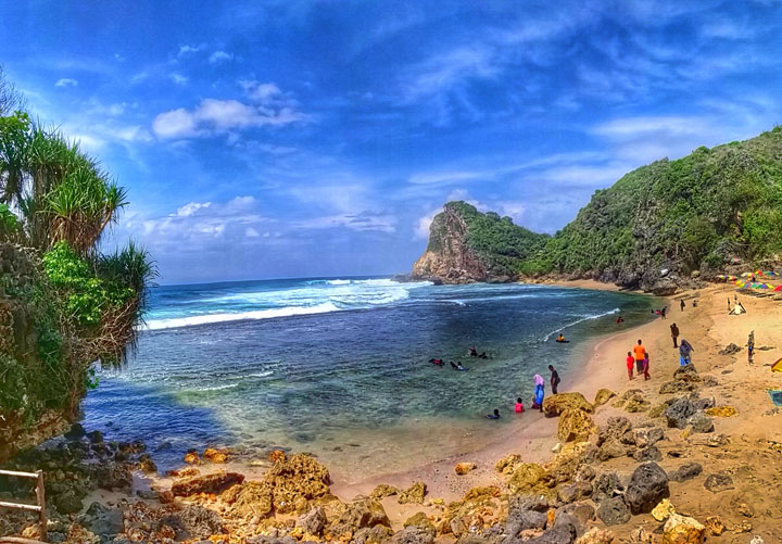 pantai di jogja bernuansa bali