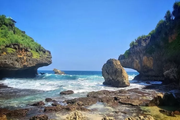 Lokasi Pantai Nglimun