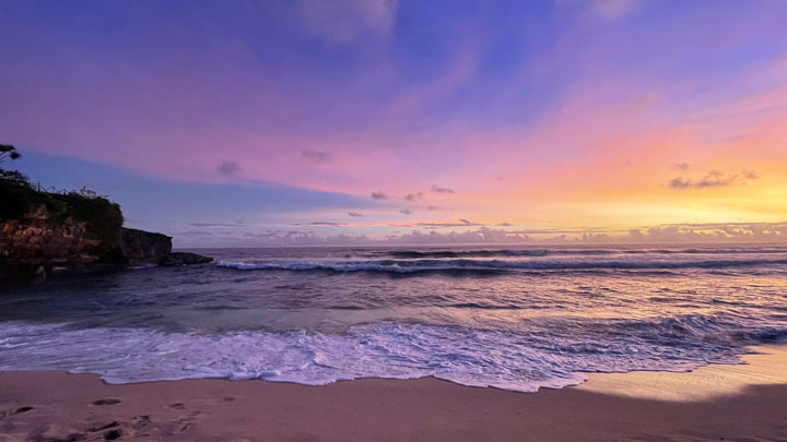 pantai watu kodok ulasan