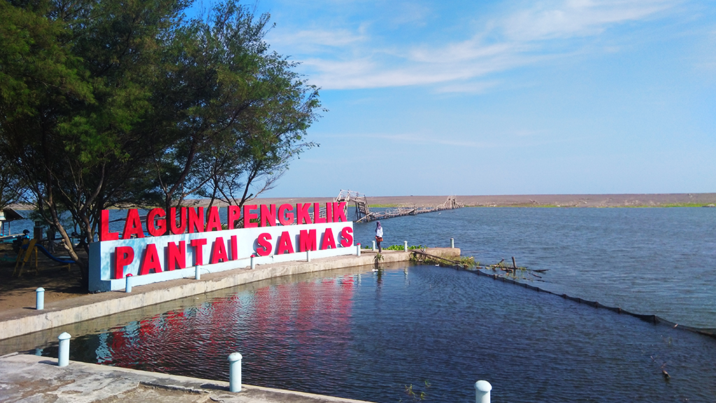 laguna pantai samas