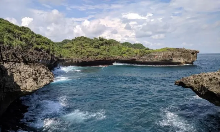 cara menuju pantai pulau kalong