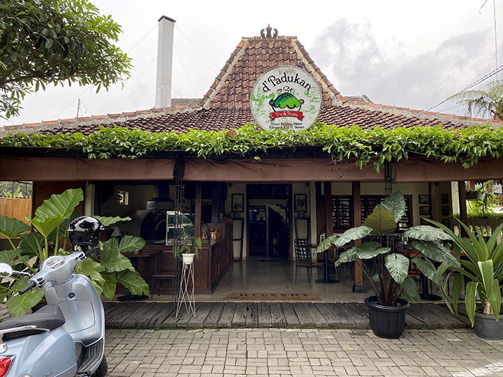 Cafe di Kaliurang Jogja