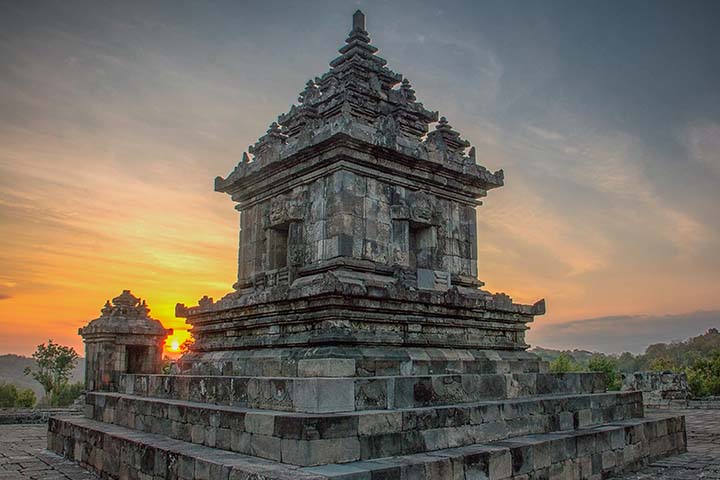 candi barong