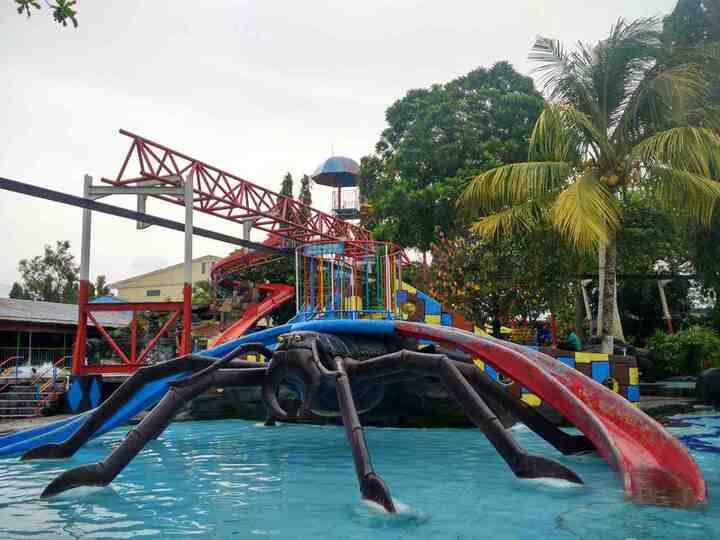 Waterpark Galuh Tirtonirmolo Prambanan